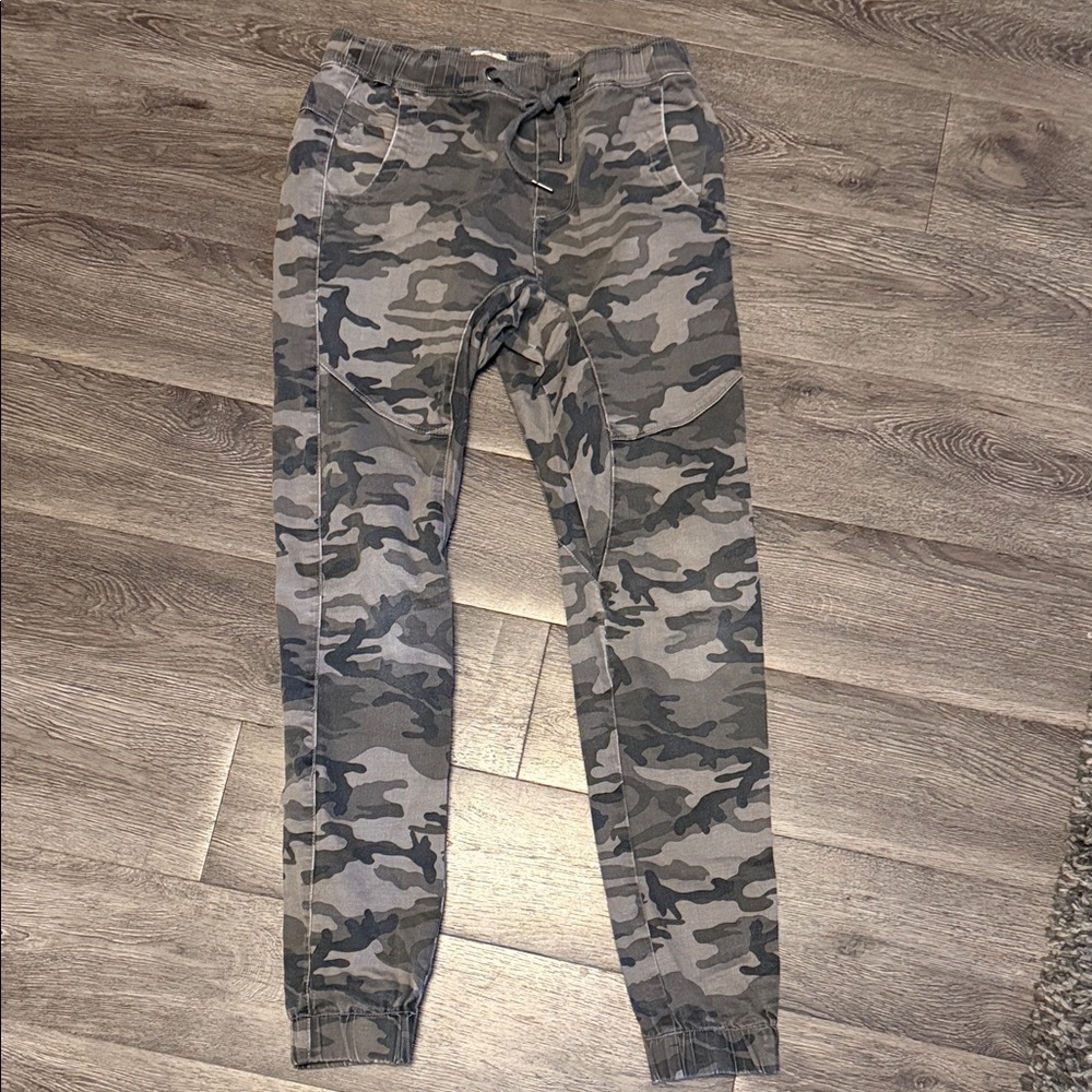 Kuwalla tee Camouflage Jogger Pants